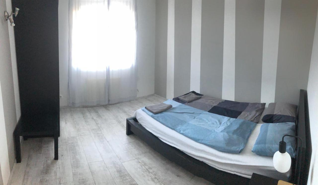 بودابست Bright, Spacious Apartment 3 Bedroom, Garage المظهر الخارجي الصورة
